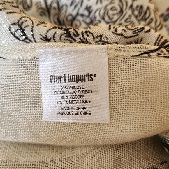 Pier 1 Scarf Wrap Skulls Metallic NWT - Picture 8 of 8